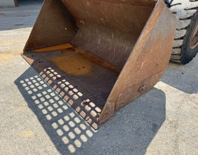 DOOSAN DL200-5 **WHEEL LOADER**